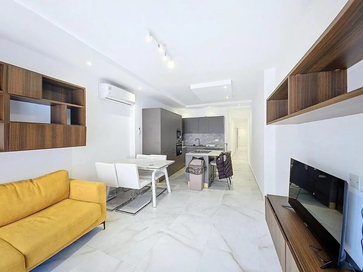 Center Of Malta Modern Sunny Penthouse In Birkirkara Apartment