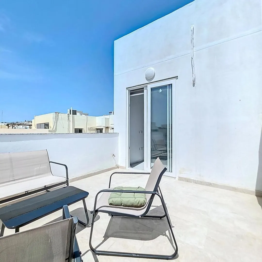 Center Of Malta Modern Sunny Penthouse In Birkirkara Apartment